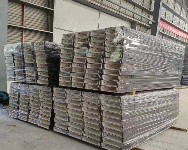 德兴防火桥架